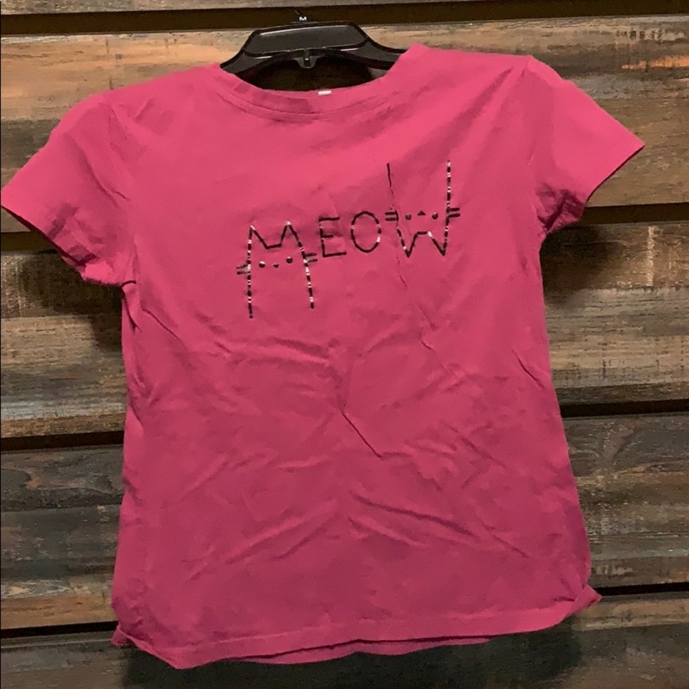 Magenta meow T-shirt